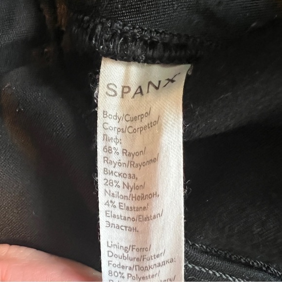 Spanx The Perfect Pant, Ankle Backseam Skinny - Picture 6 of 6